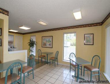 Super 8 Defuniak Springs Motel Exterior photo